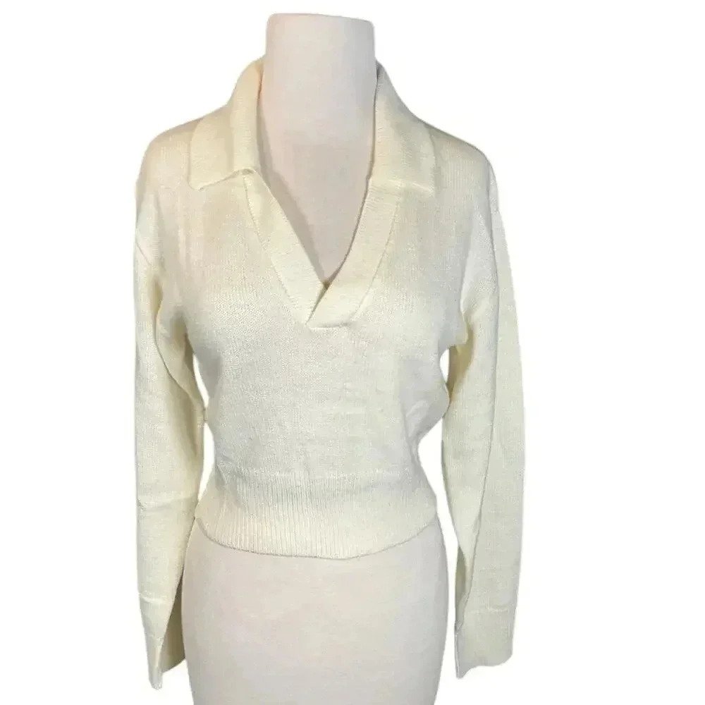 H&M Divided Off White Collared Cropped Sweater NWOT Size XS Sweater Season